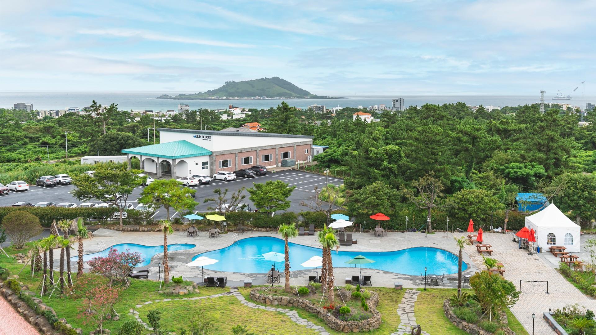 Hallim Resort