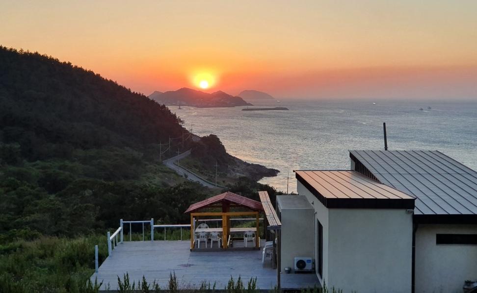 Jeju (Chujado) Eco House