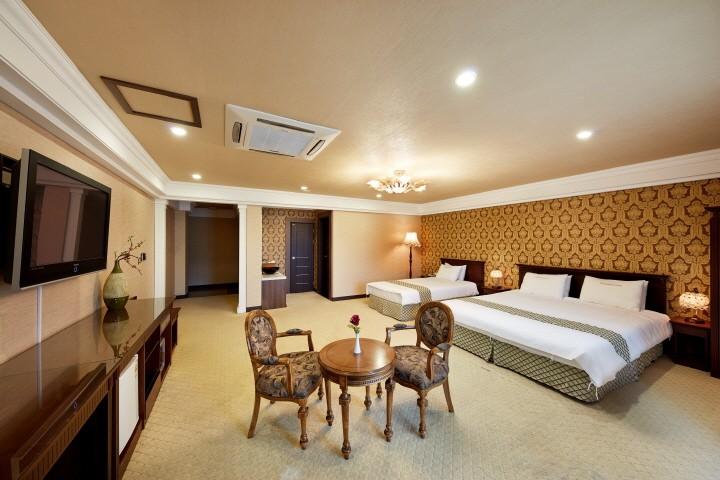 Dongbusan Oncheon Hotel-9