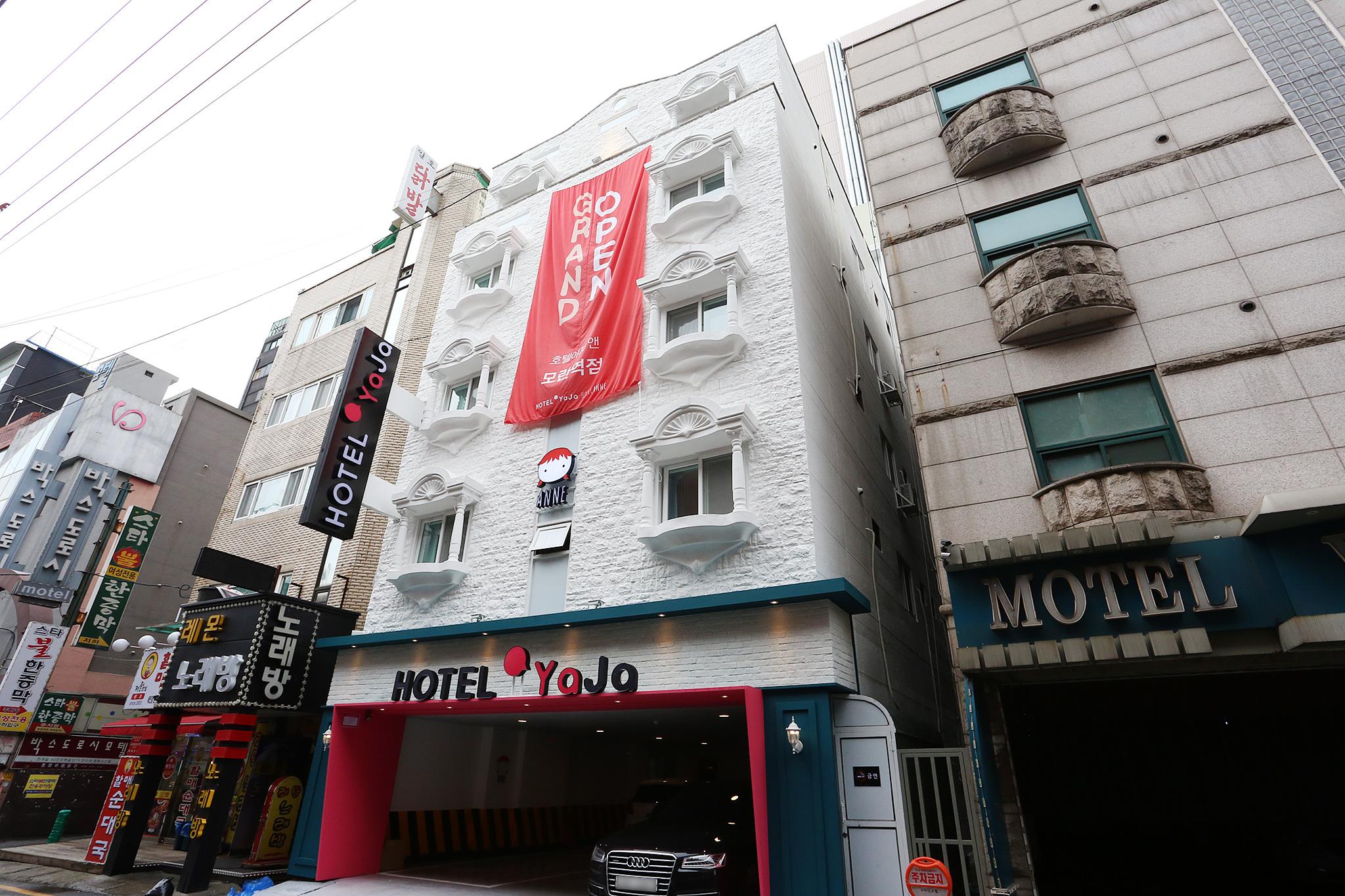 Sunganm YAJA Moran Station-25