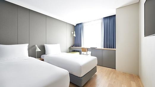 Hotel Peyto Samsung-5