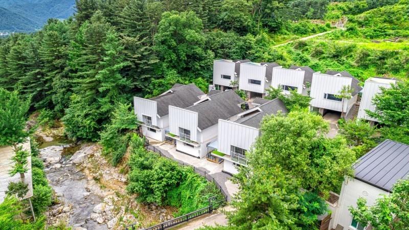 Gapyeong Awesome Kids Pool Villa Gapyeong Kids Pension Family Pool Valley Pension-15