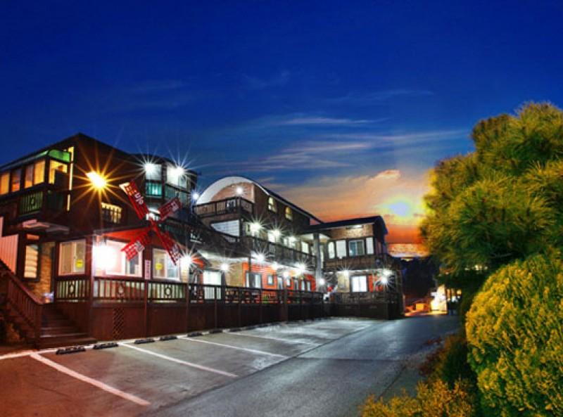 Taean Kkotji Lighthouse Pension