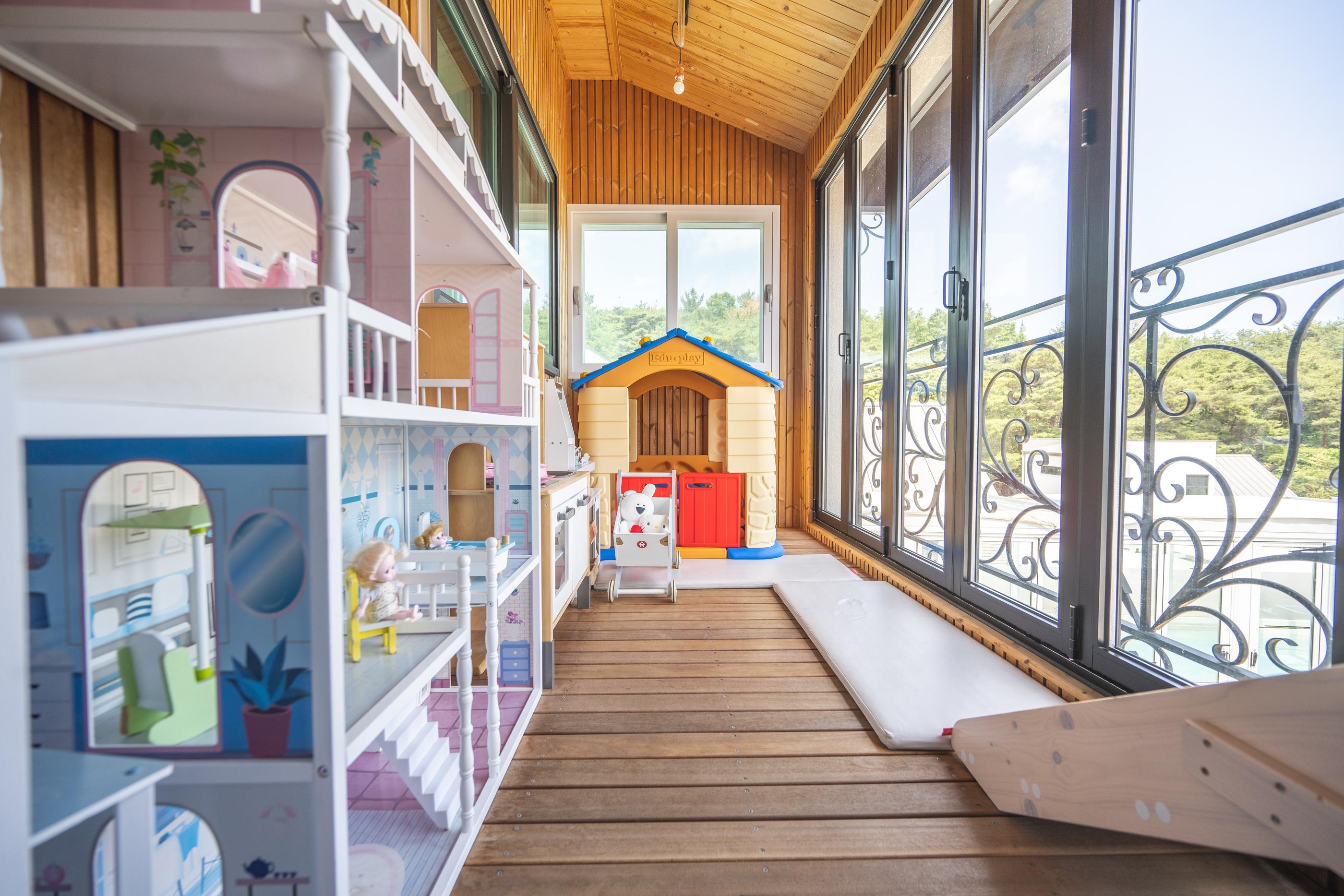 Kyoengju JNG Pool Villa-9