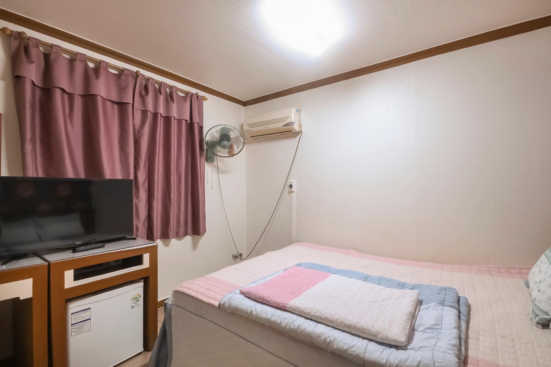 Ulleung Donghaejang Motel