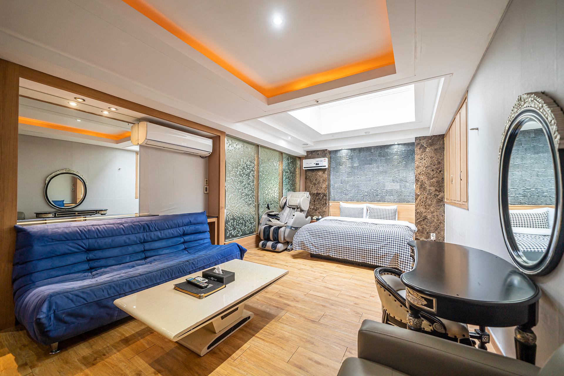 Gildong Argo Hotel (Argo)