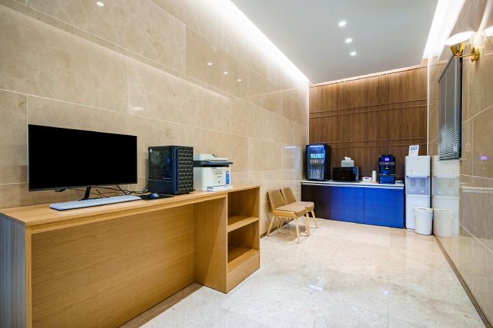 Busan Hound Hotel Jeonggwan-11