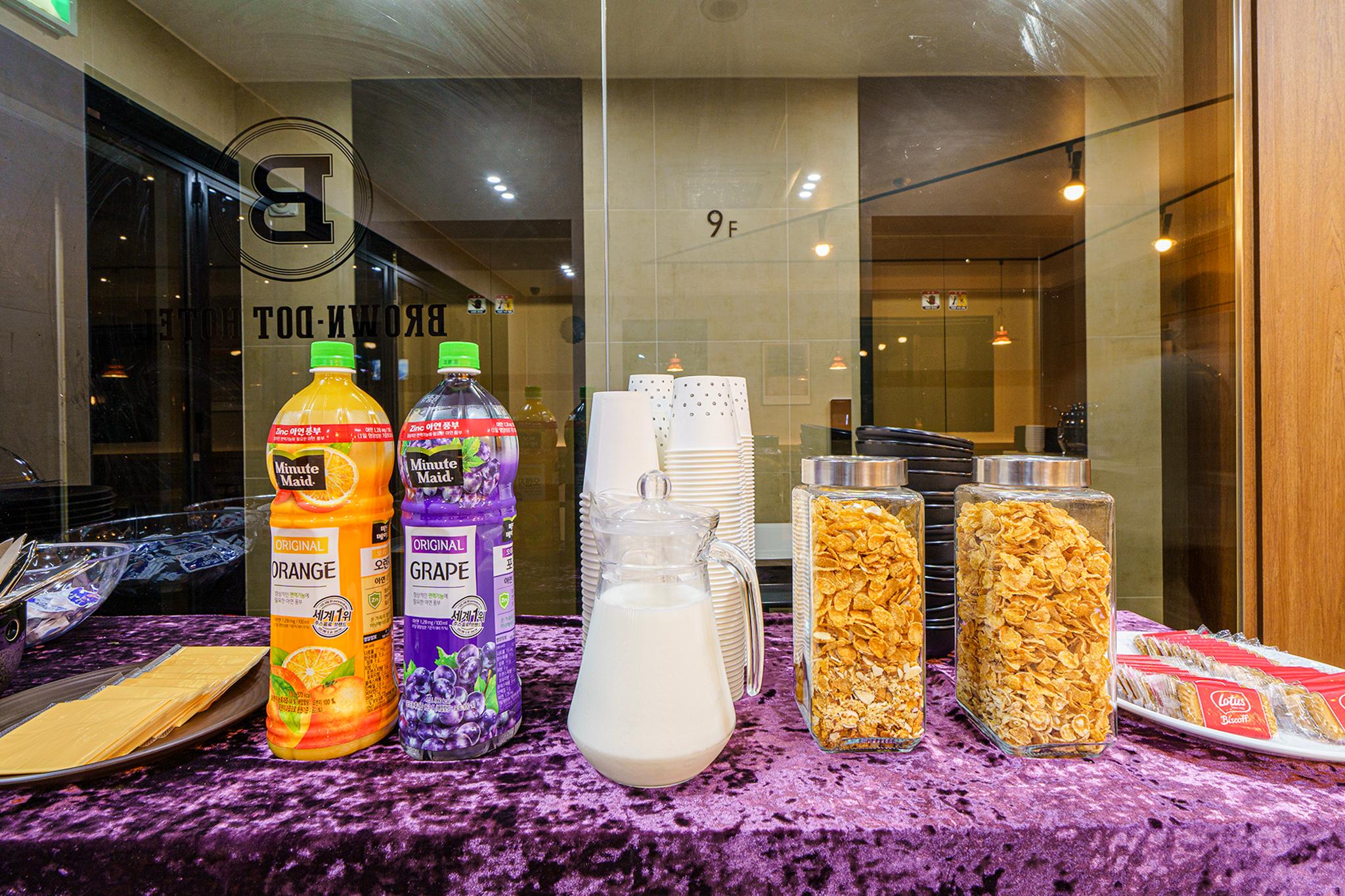 Brown Dot Busan Station Branch in Choryang-dong, Busan (in front of Busan Station)-28