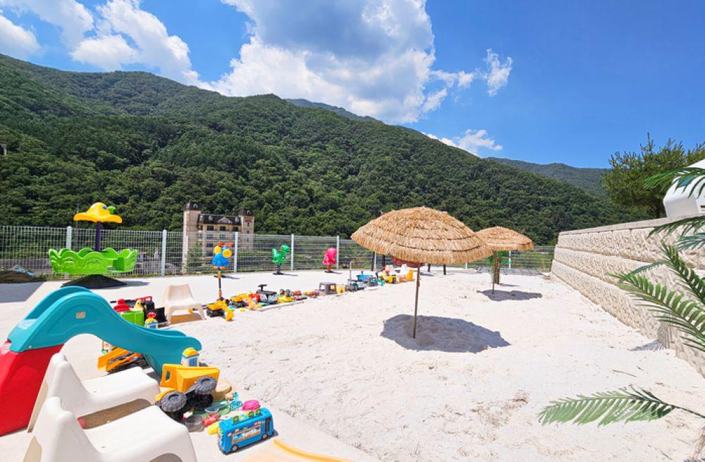 Gapyeong Hayata Kids Pool Villa & Caravan