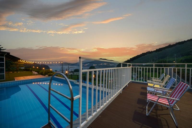 Yeosu Aju Pension