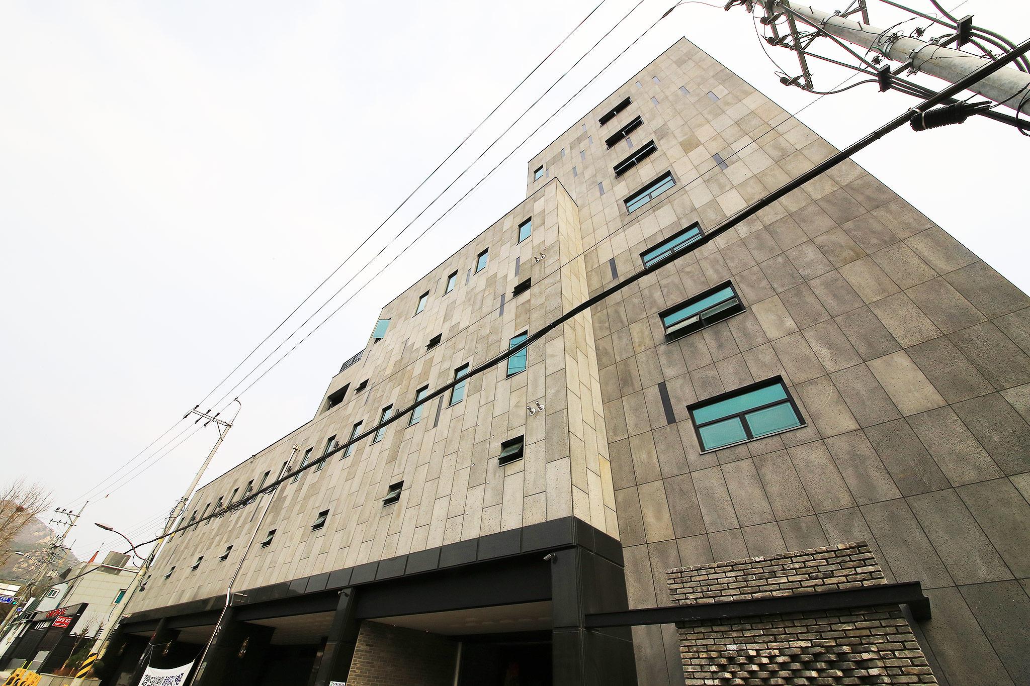 Anyang AMA Drive-in Hotel-8