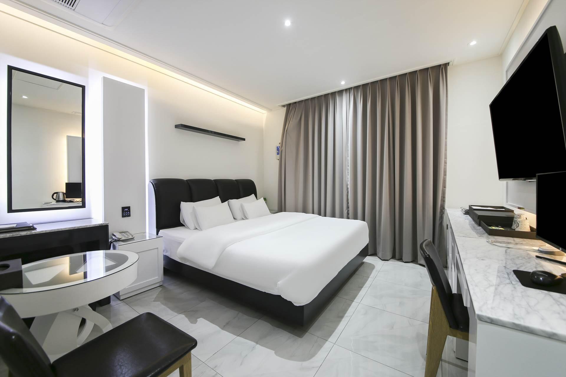 Gwangyang Hotel New Sky