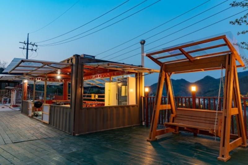 Gapyeong Seravi Pool Villa-37