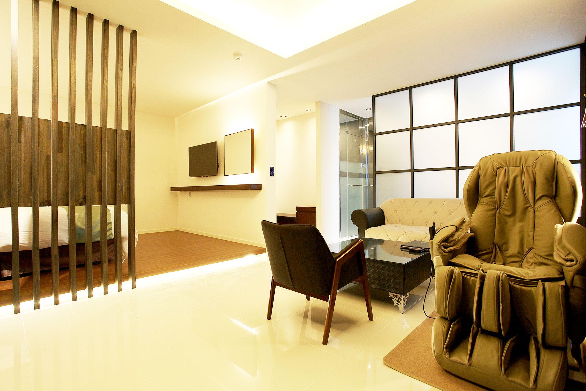 Pocheon Hotel Commune Motel