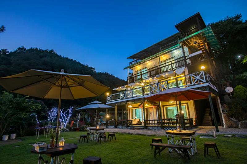 Yangpyeong White Tree Pension-6