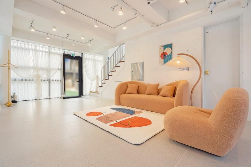 Daebudo White Cube Pension-2