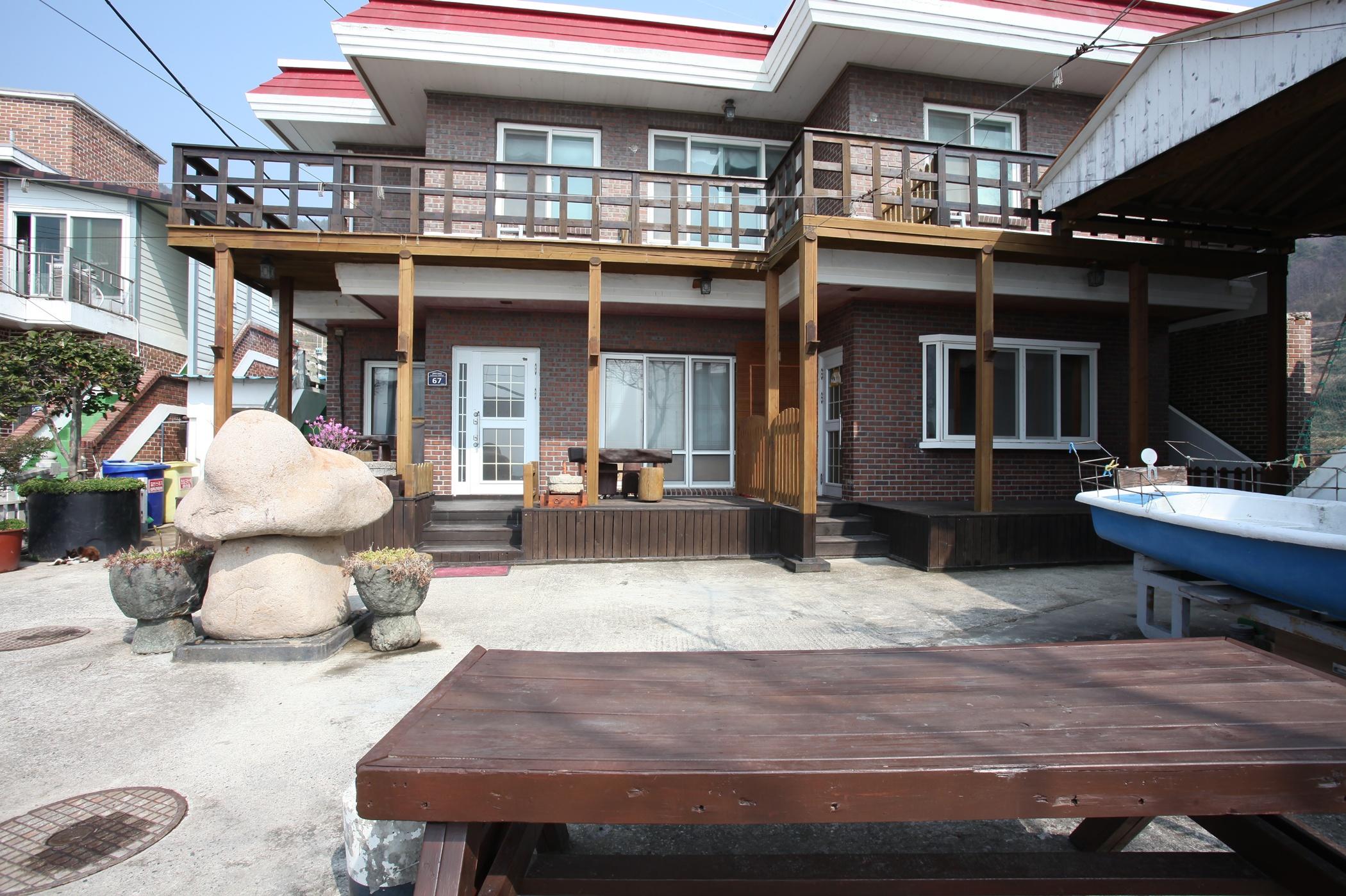Namhae Reference Eun Pension
