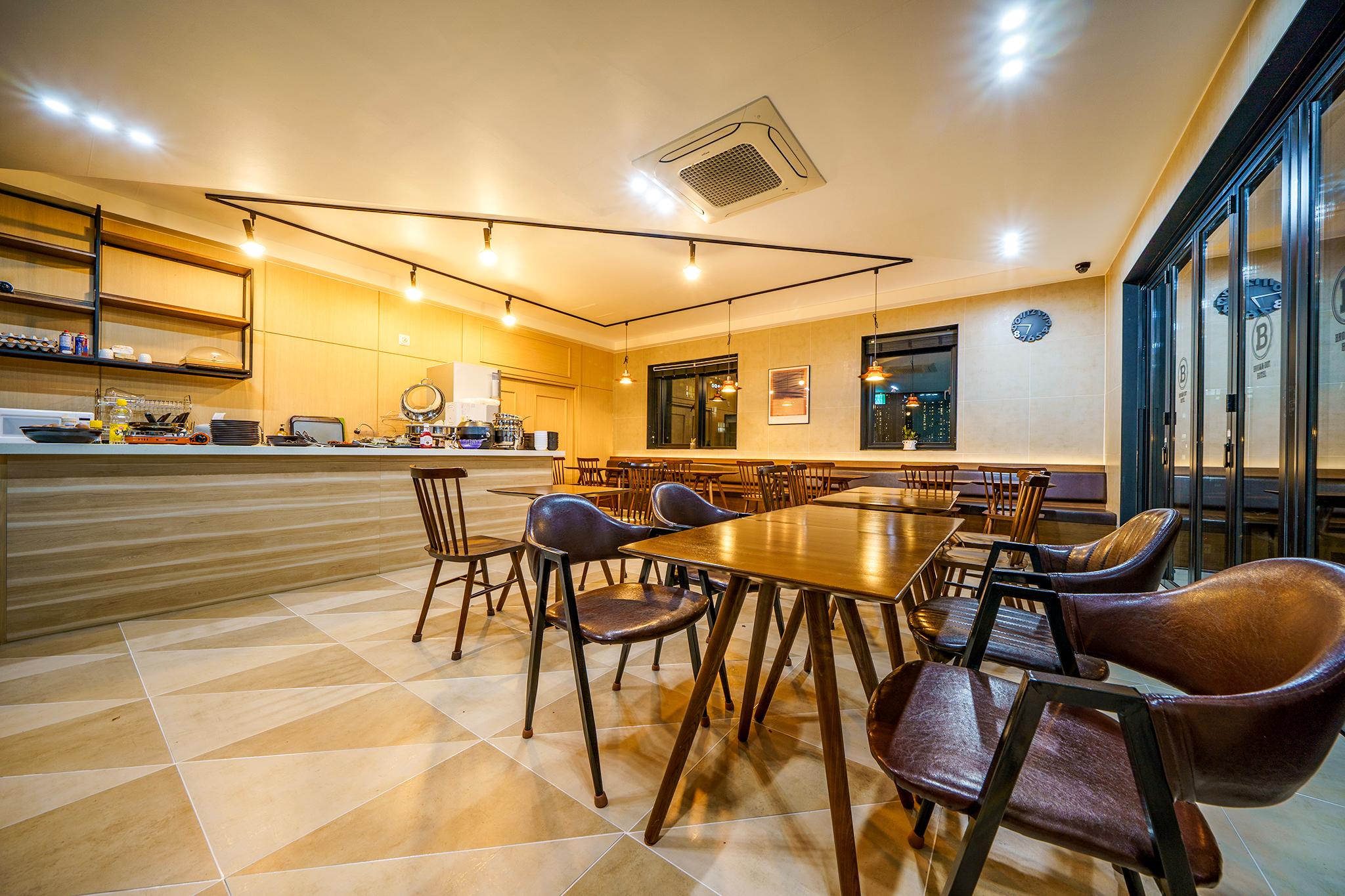 Brown Dot Busan Station Branch in Choryang-dong, Busan (in front of Busan Station)-22