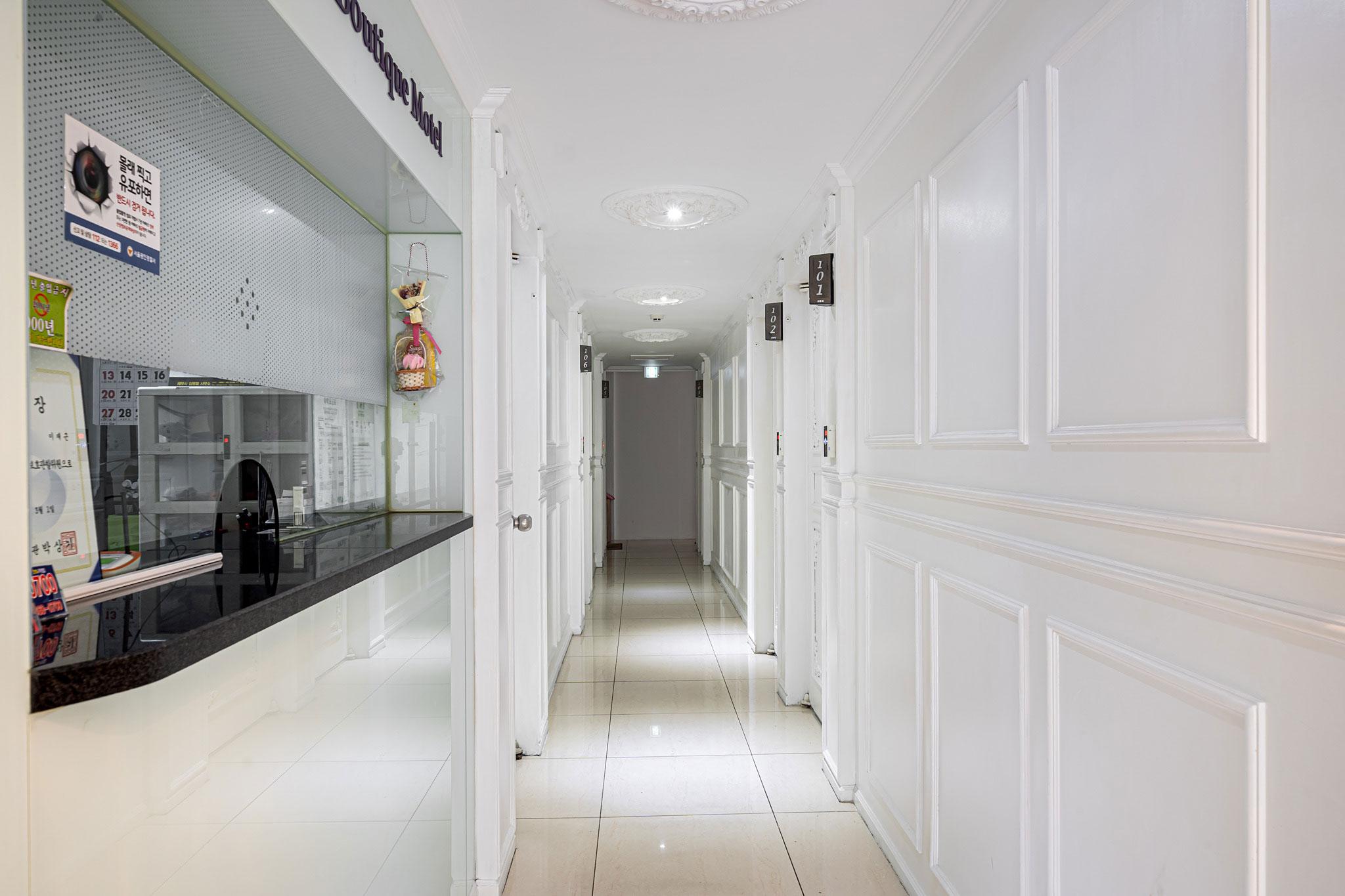 Konkuk University Tiara-4