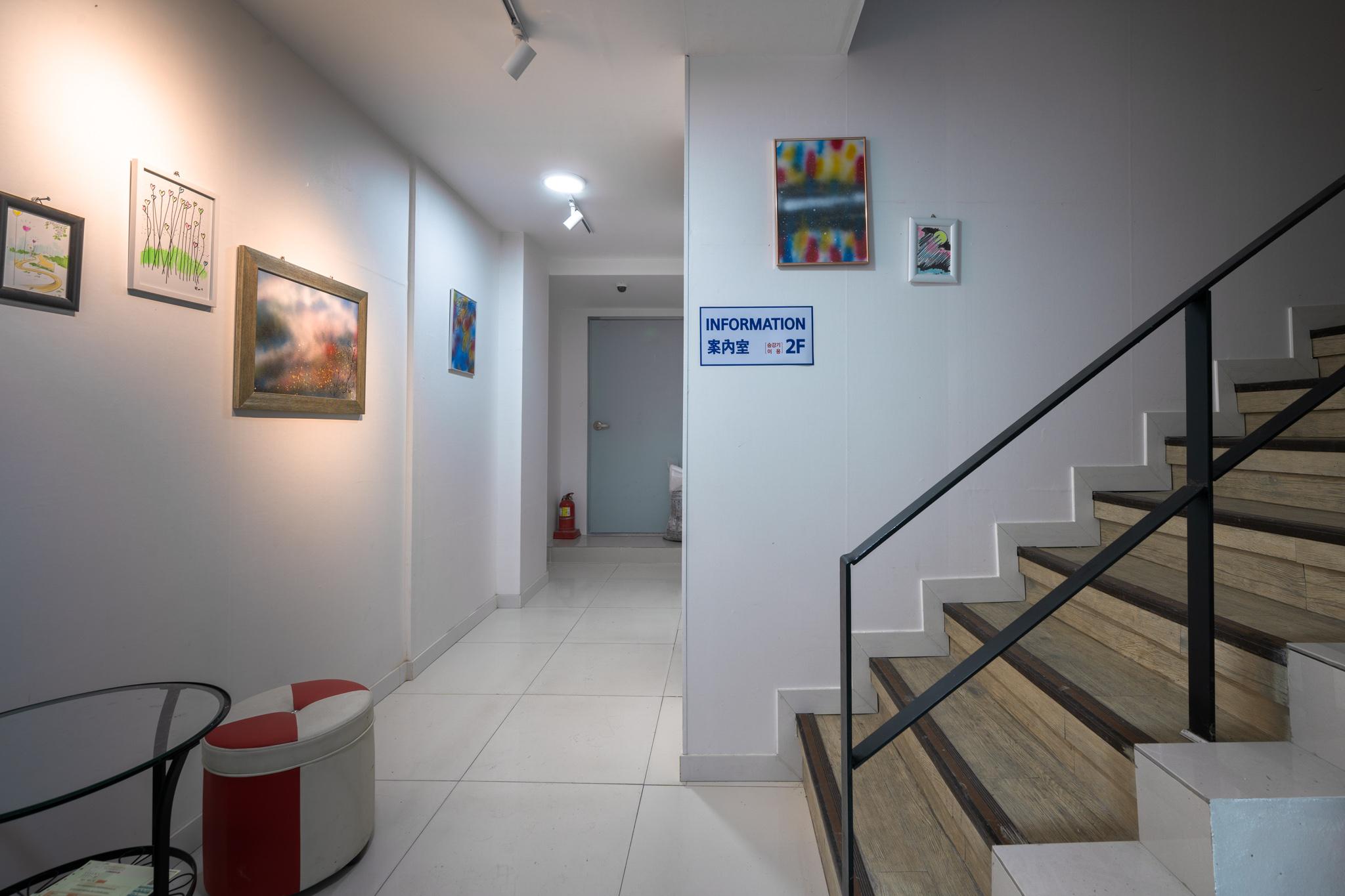 Busan Seomyeon Hotel Artwork-3