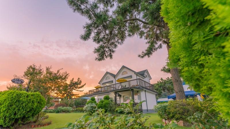 Pension with Boryeong Waves