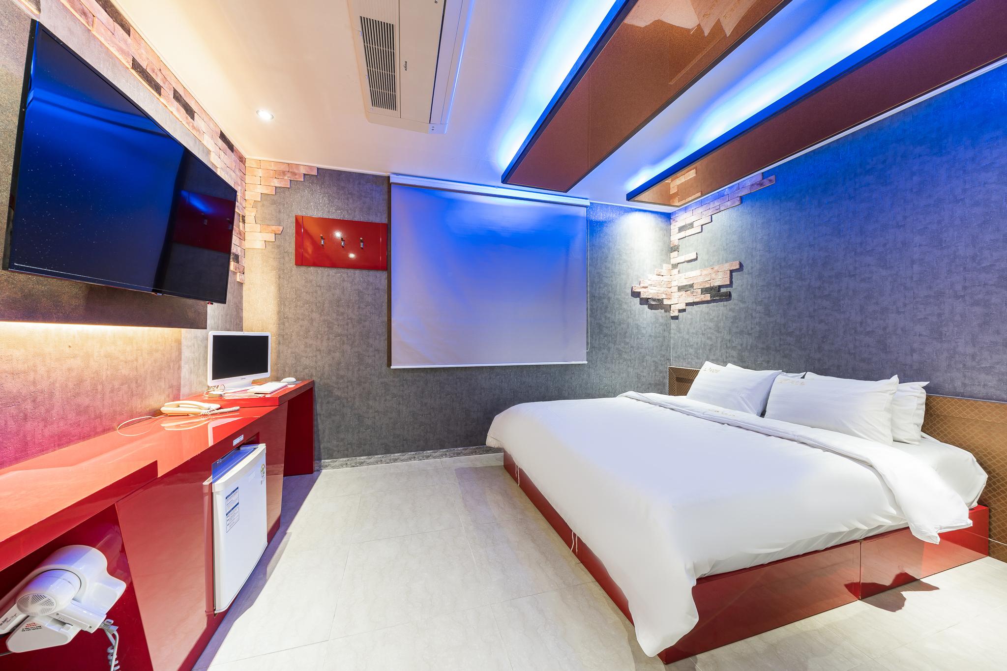 Suncheon D Self Check-in Hotel