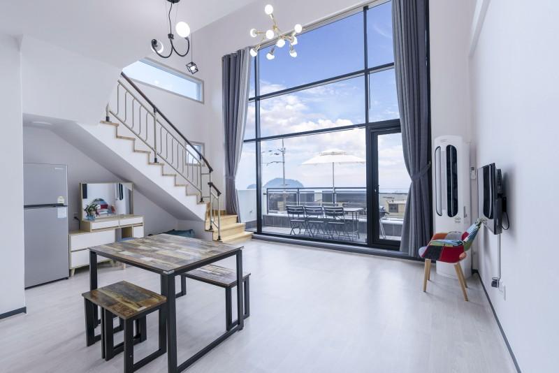 Yeosu Amor Pension