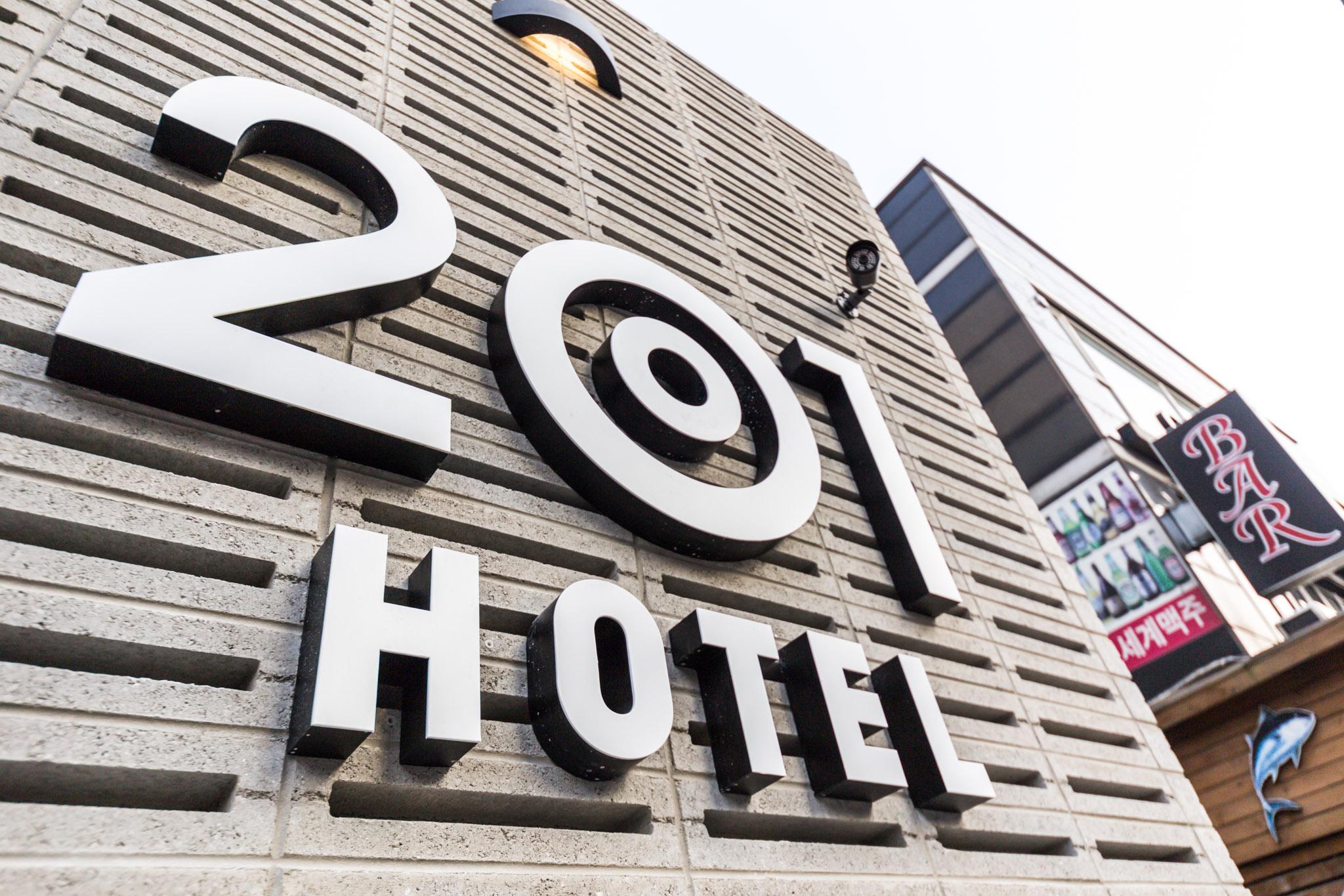 Bangbae Hotel 2001-12