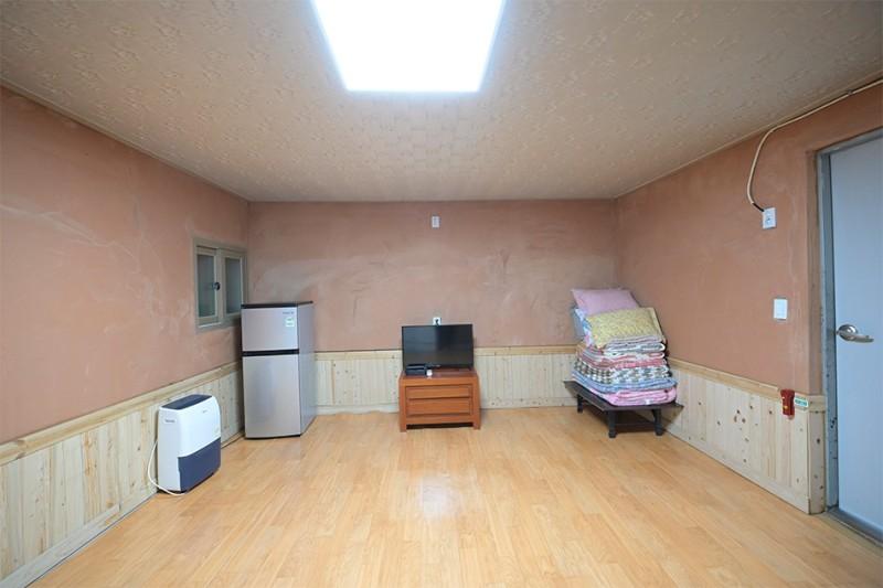 Gwangju Shinseon Valley Pension-5