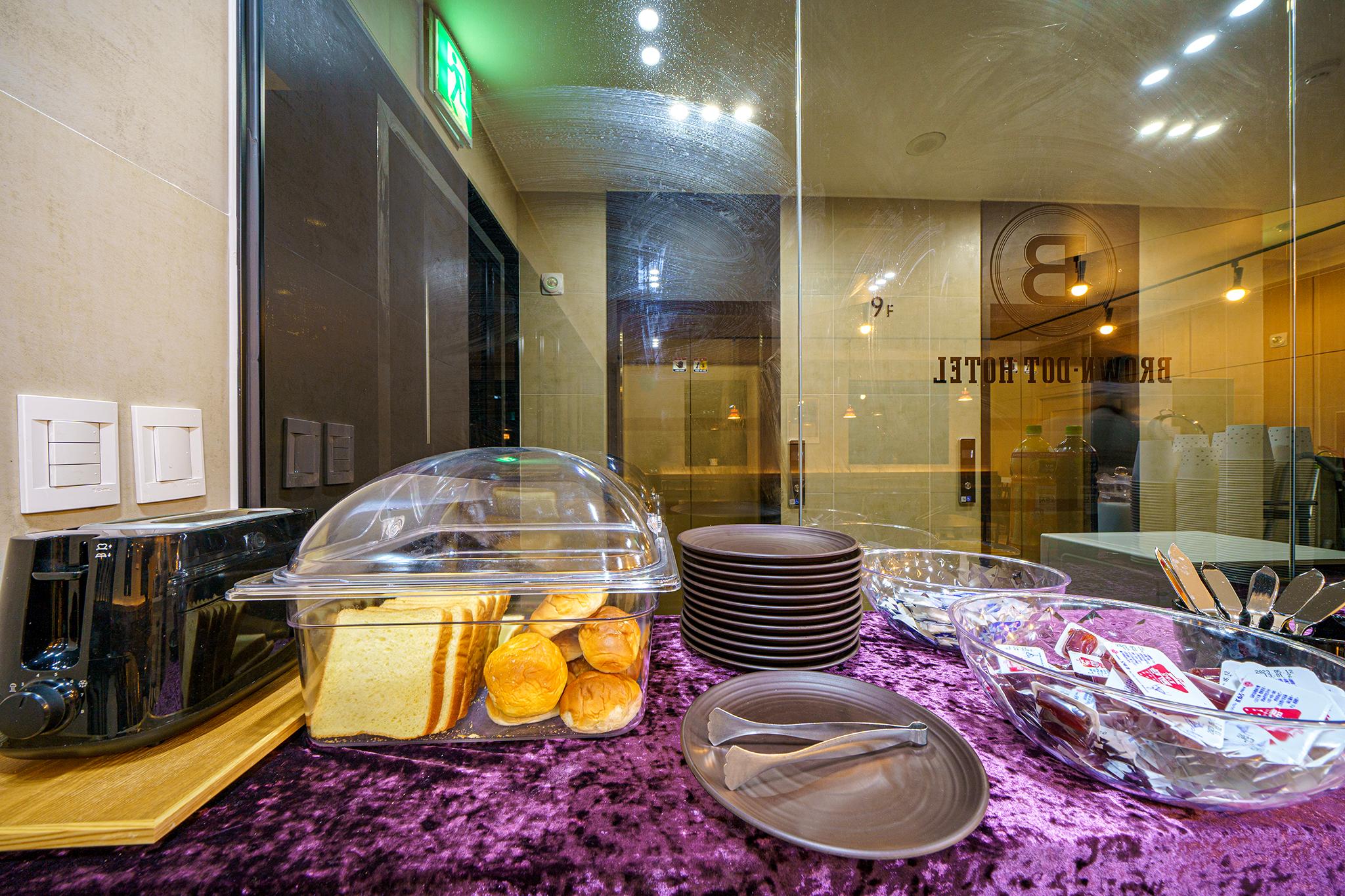 Brown Dot Busan Station Branch in Choryang-dong, Busan (in front of Busan Station)-27