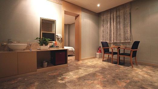 Yuwon Hotel Nambu Terminal-3