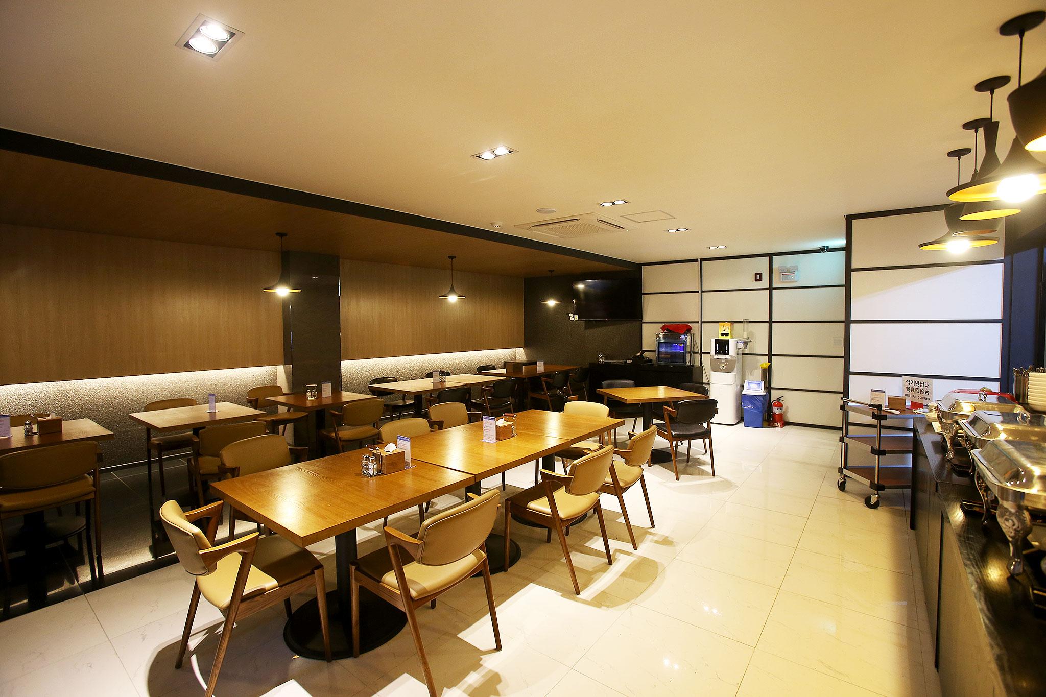 Hwaseong Elgar Tourist Hotel-16