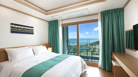 Familia Hotel