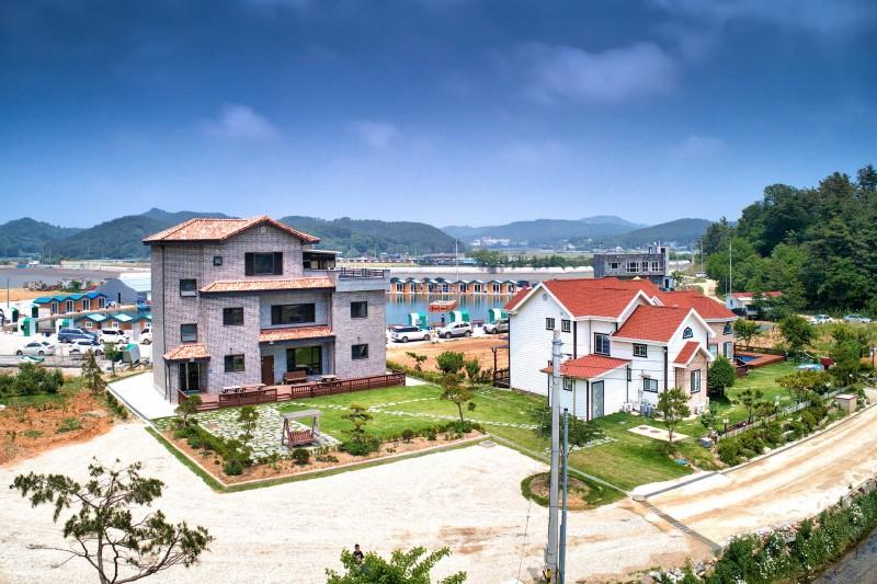 Daebudo Milky Way Pension