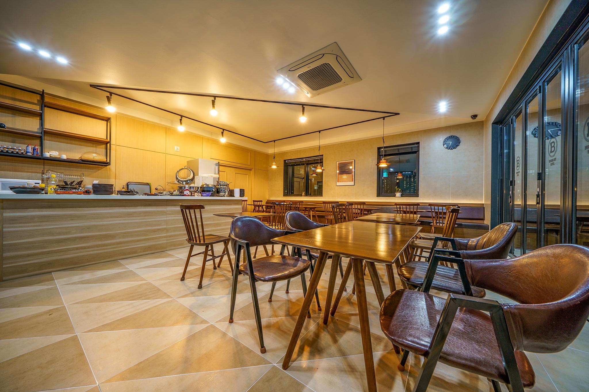 Brown Dot Busan Station Branch in Choryang-dong, Busan (in front of Busan Station)-21