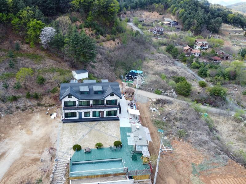 Gapyeong Seravi Pool Villa-18