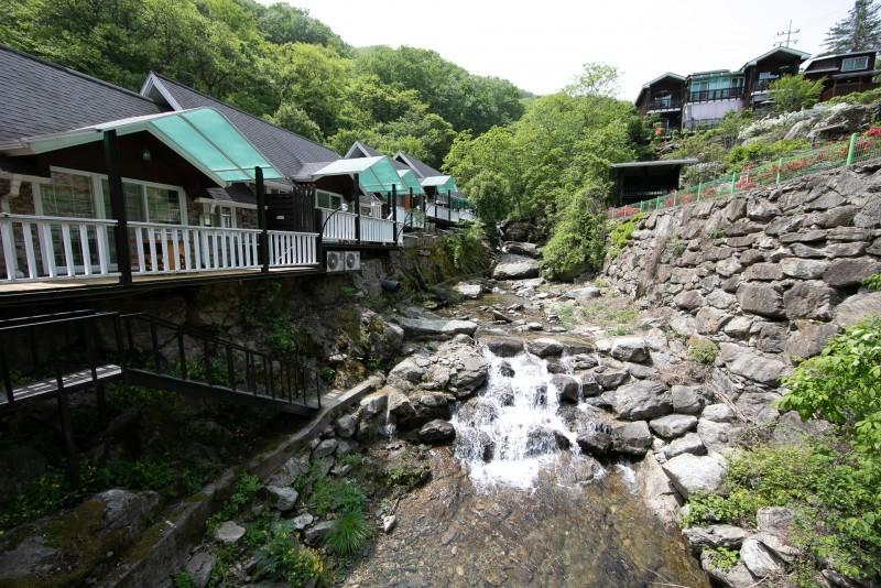 Gapyeong Valley Pension Luan (Valley in front of the pension)-45