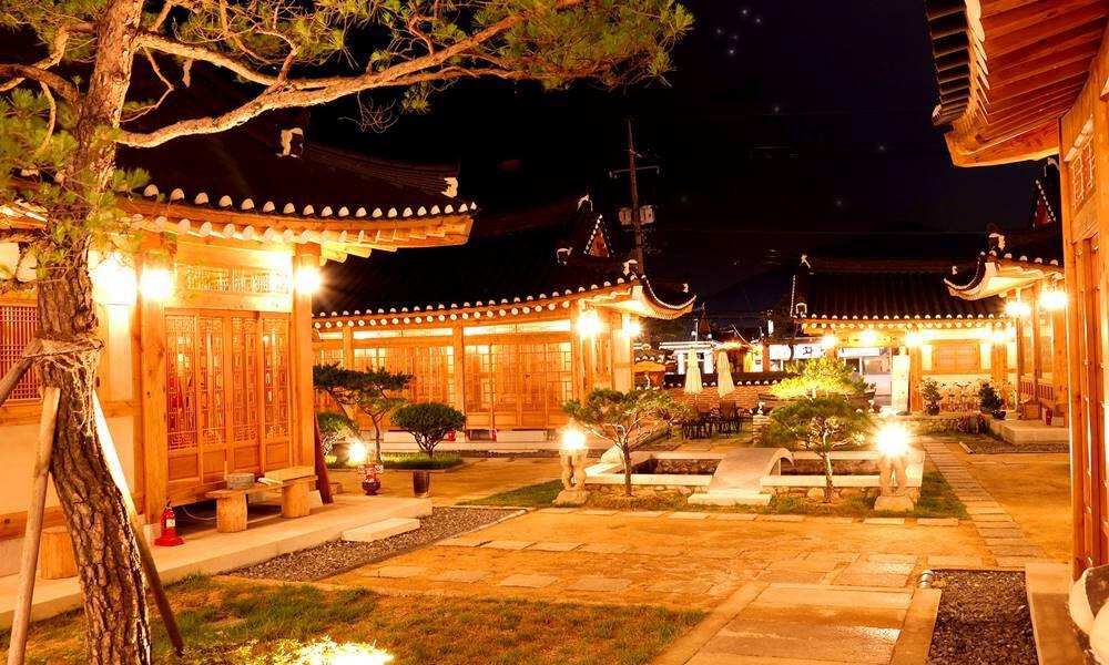 Hwangnamguan Hanok Village-7