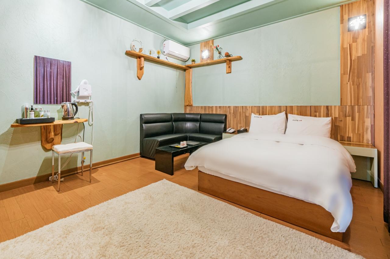 Inje Hotel Trip
