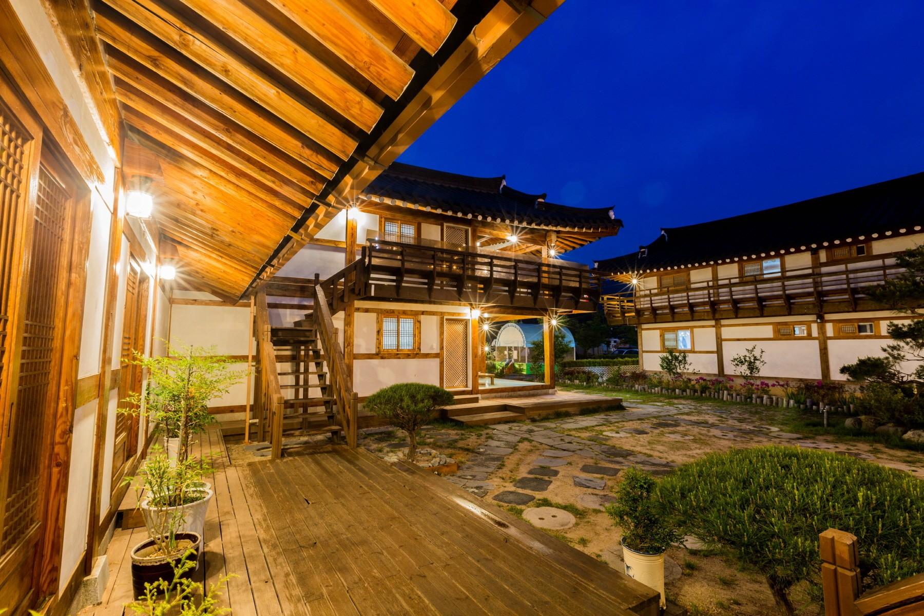 Gyeongju Seonamsan Hanok Stay-7