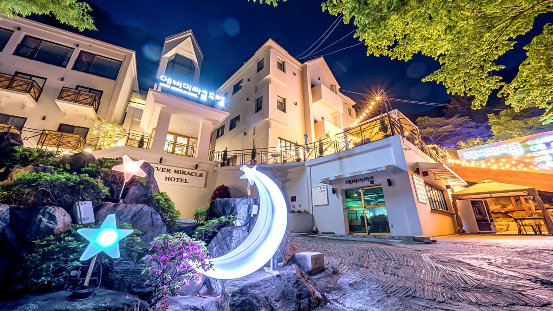 Ever Miracle Hotel