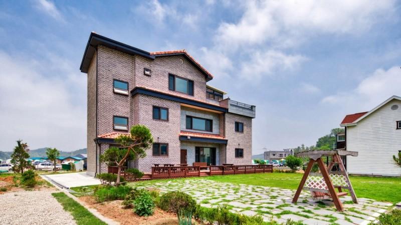 Daebudo Milky Way Pension-19