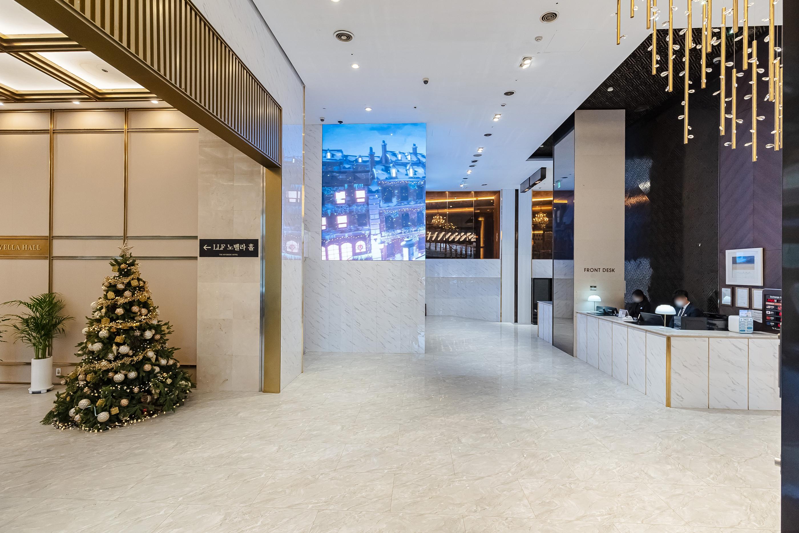 The Riverside Hotel-3