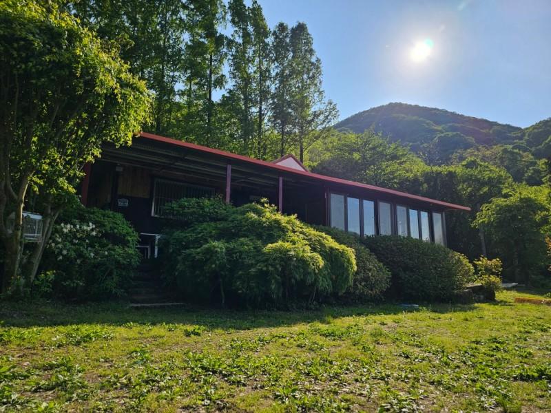 Jinan Demiseam Lake Pension