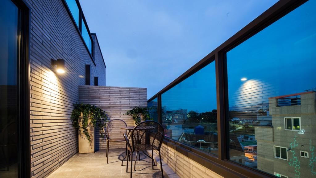 Busan Choeup Brown Dot-6