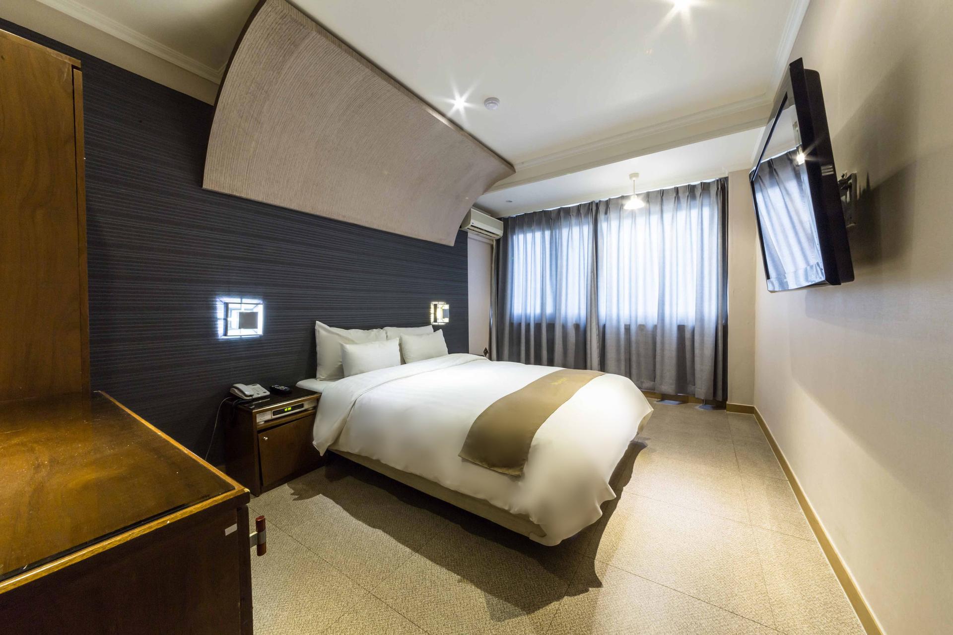 Ansan The Seowon Tourist Hotel