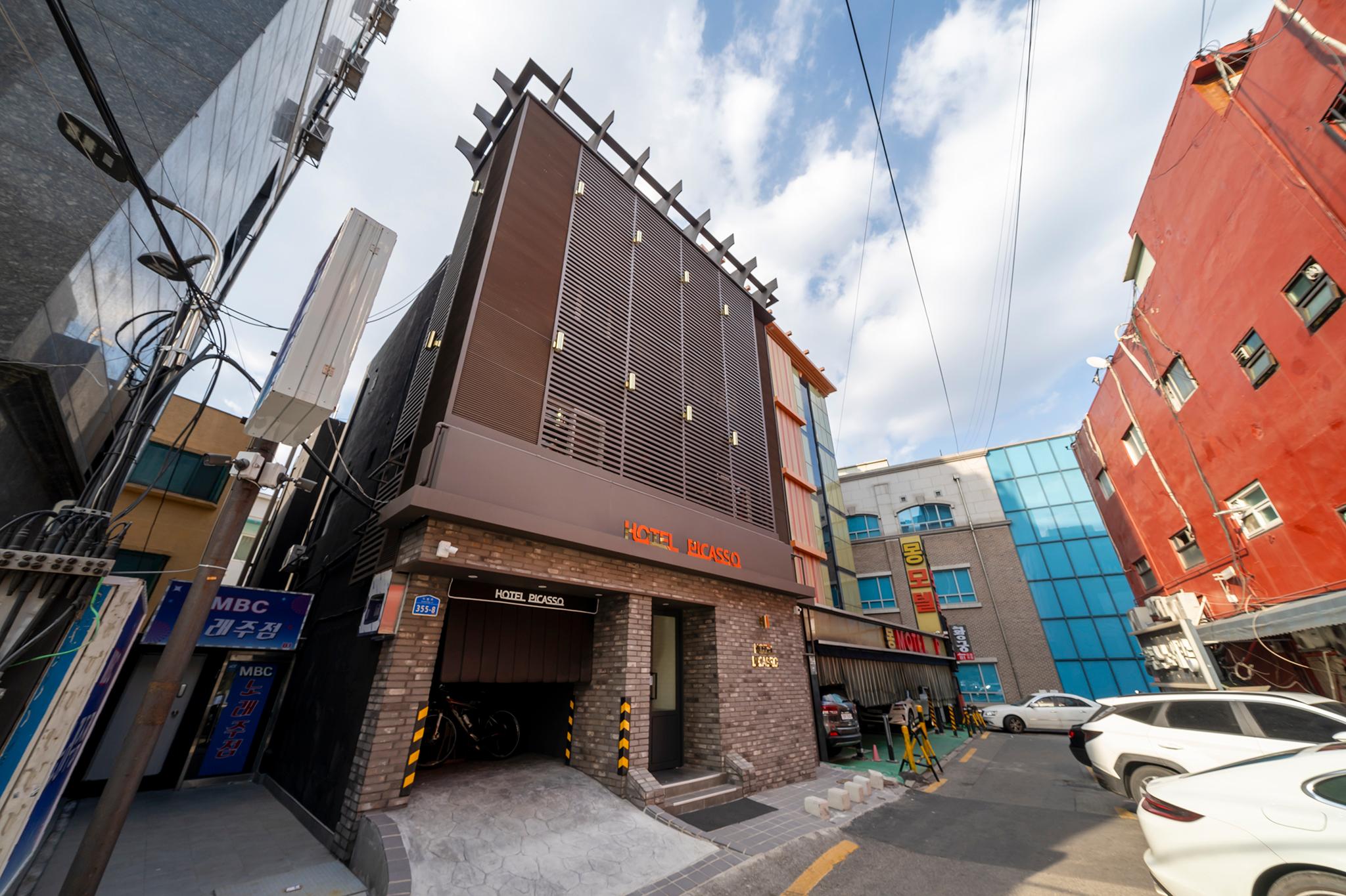 Suyu Hotel Picasso-8