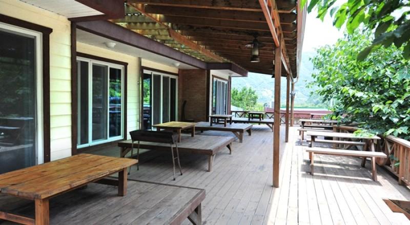 Sancheong Daewonsa Valley Pension