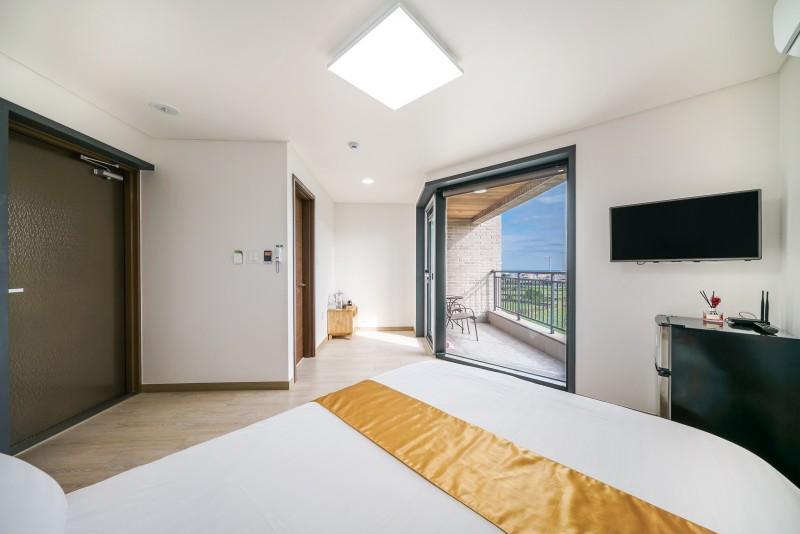 Jeju Angyum Pension