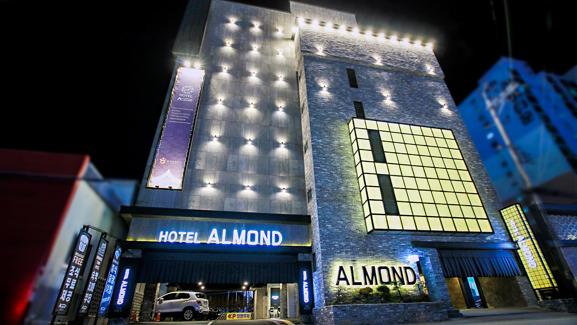 Almond Hotel